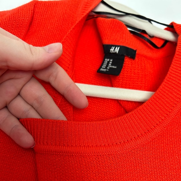 🍊 H&M Bright Orange Sweater Tunic - Size M - Picture 5 of 8